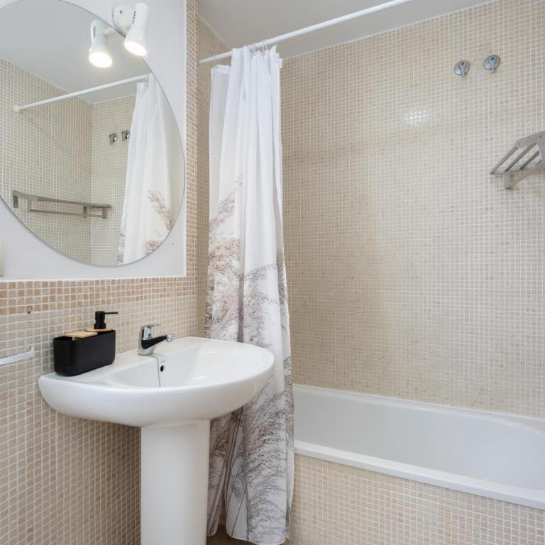 Apartamento Los Jardines - Apartamento Premium de 3 dormitorios con balcón - 21