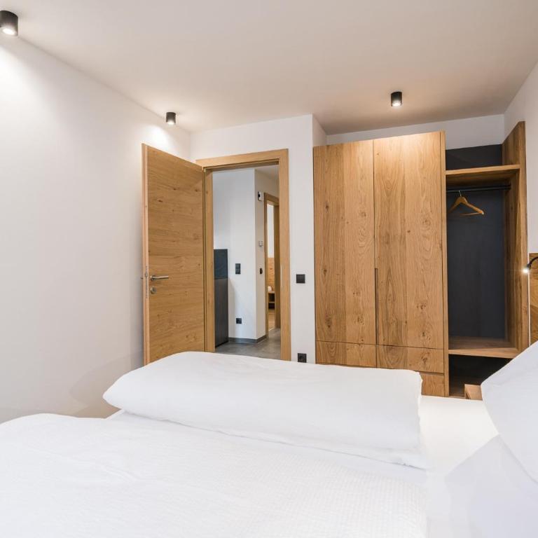 Kuenz Dolomites App 3 - Appartamento Deluxe con 2 Camere da Letto e Vista Giardino - 12
