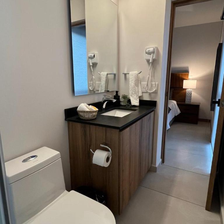 Depa Moderno Arcos Vallarta & alberca - Apartamento de 2 dormitorios - 40