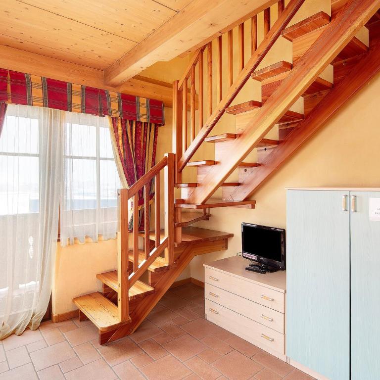 Chalet Li Palù Trilocale 4 - Appartamento Deluxe con 2 Camere da Letto e Vista Giardino - 11