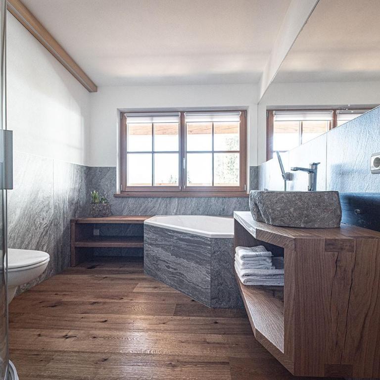 Kofler zw den Wänden Apt Edelweiss - Apartamento de 3 dormitorios con vistas a las montañas - 2