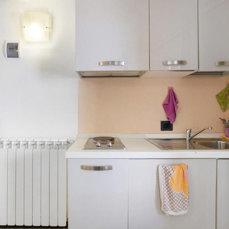 Casa Margherita - Superior One-Bedroom Apartment with Balcony - 4