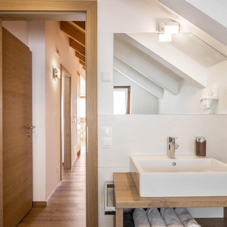 Ciasa Funtanies Sas dla Crusc - Appartamento Superior con 1 Camera da Letto e Balcone - 14