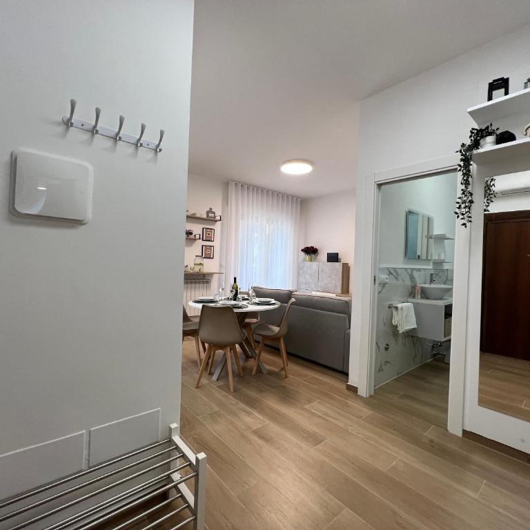 Comfort Zone - Appartamento Deluxe con 2 Camere da Letto e Balcone - 33