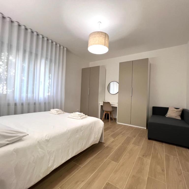 Comfort Zone - Appartamento Deluxe con 2 Camere da Letto e Balcone - 22