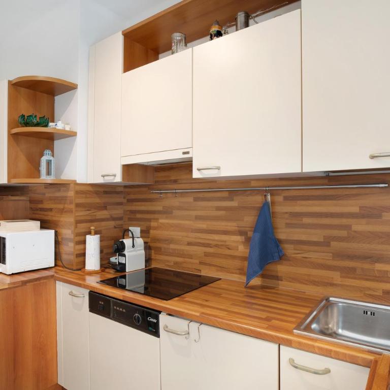 Casa Federica - Appartamento Superior con 1 Camera da Letto e Balcone - 10