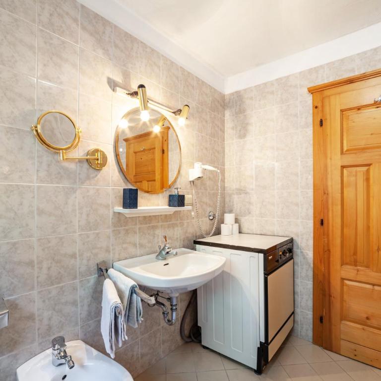 Ferienwohnung Innerkaserbach - Two-Bedroom Deluxe Apartment with Garden View - 12
