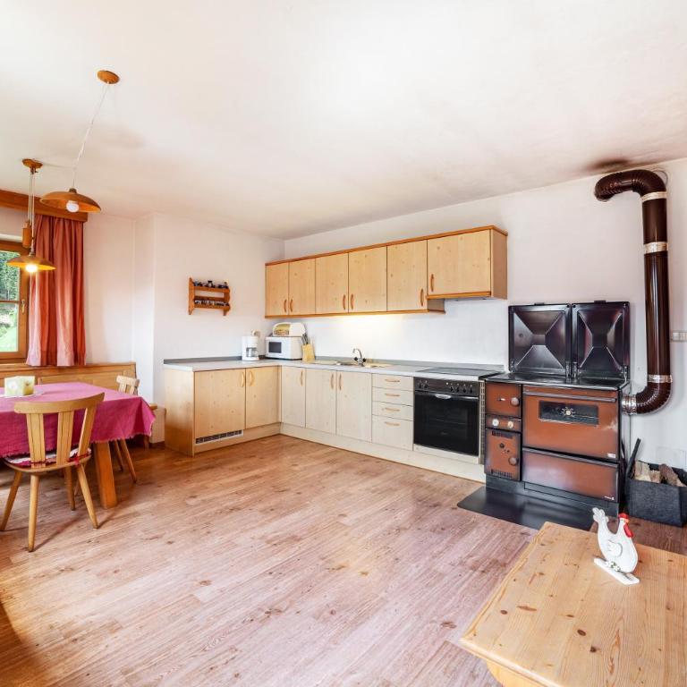 Ferienwohnung Innerkaserbach - Two-Bedroom Deluxe Apartment with Garden View - 16