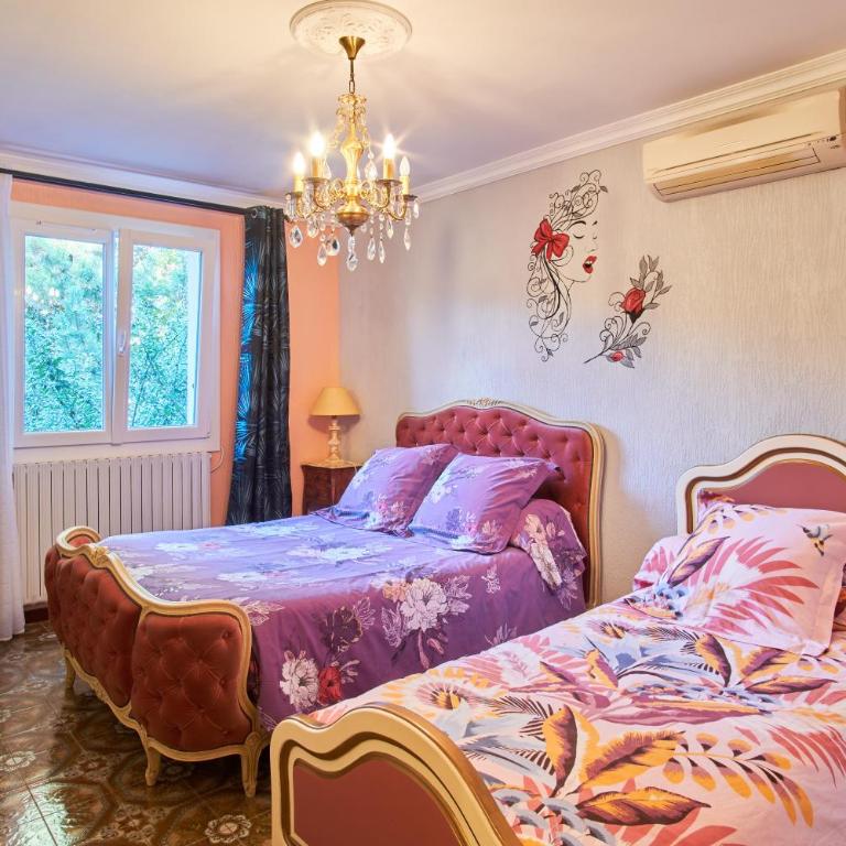 Au Clair Matin à La Mure - Two-Bedroom Deluxe Apartment with Garden View - 11