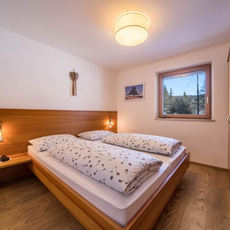 Ferienwohnung Kratzberg Edelweiss - Appartamento Deluxe con 2 Camere da Letto e Vista Giardino - 3