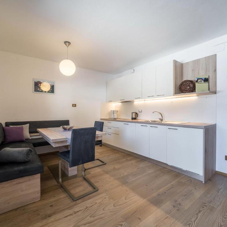 Ferienwohnung Kratzberg Edelweiss - Appartamento Deluxe con 2 Camere da Letto e Vista Giardino - 1