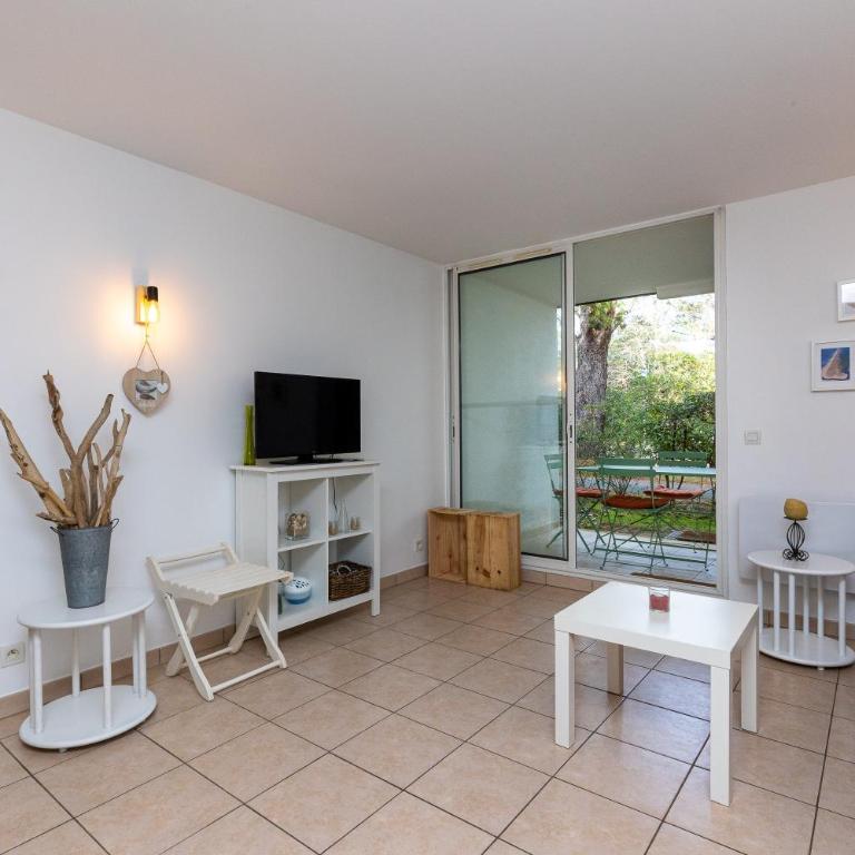 Appartement Bisbau - Appartement 1 Chambre - Vue sur Jardin - 7