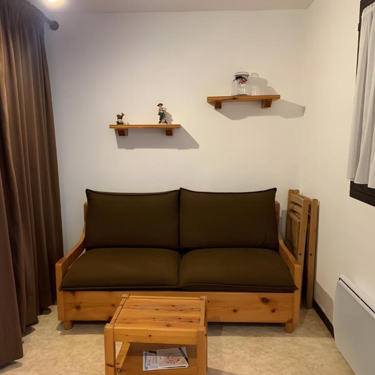 Appt de montagne Araches - Appartamento Deluxe con 2 Camere da Letto e Vista Giardino - 5