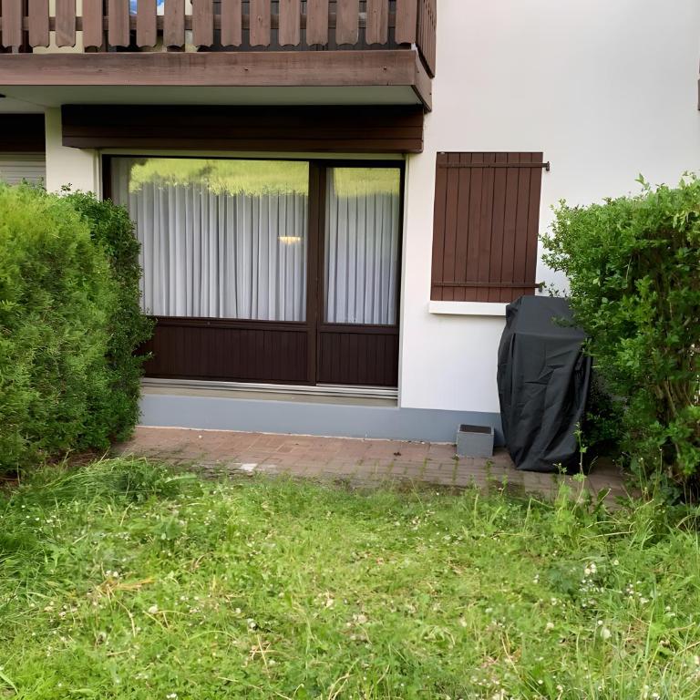 Appt de montagne Araches - Appartamento Deluxe con 2 Camere da Letto e Vista Giardino - 4