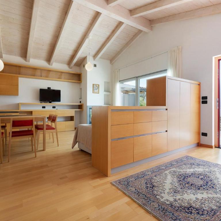 Casa-lago suite 55 - Appartamento Deluxe con 2 Camere da Letto e Vista Giardino - 10
