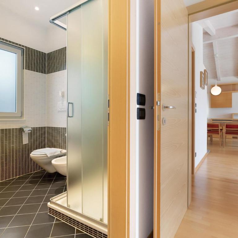 Casa-lago suite 55 - Appartamento Deluxe con 2 Camere da Letto e Vista Giardino - 25