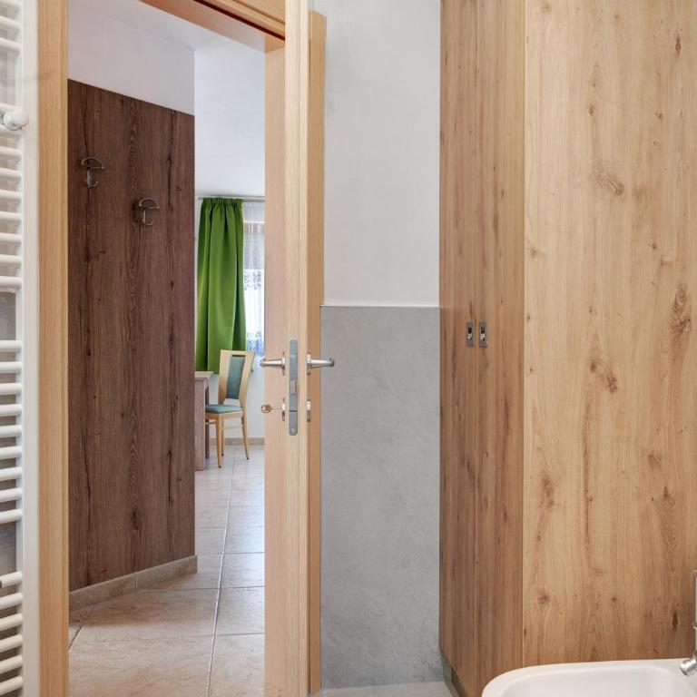 Night and day 8 - Appartamento Deluxe con 2 Camere da Letto e Balcone - 27