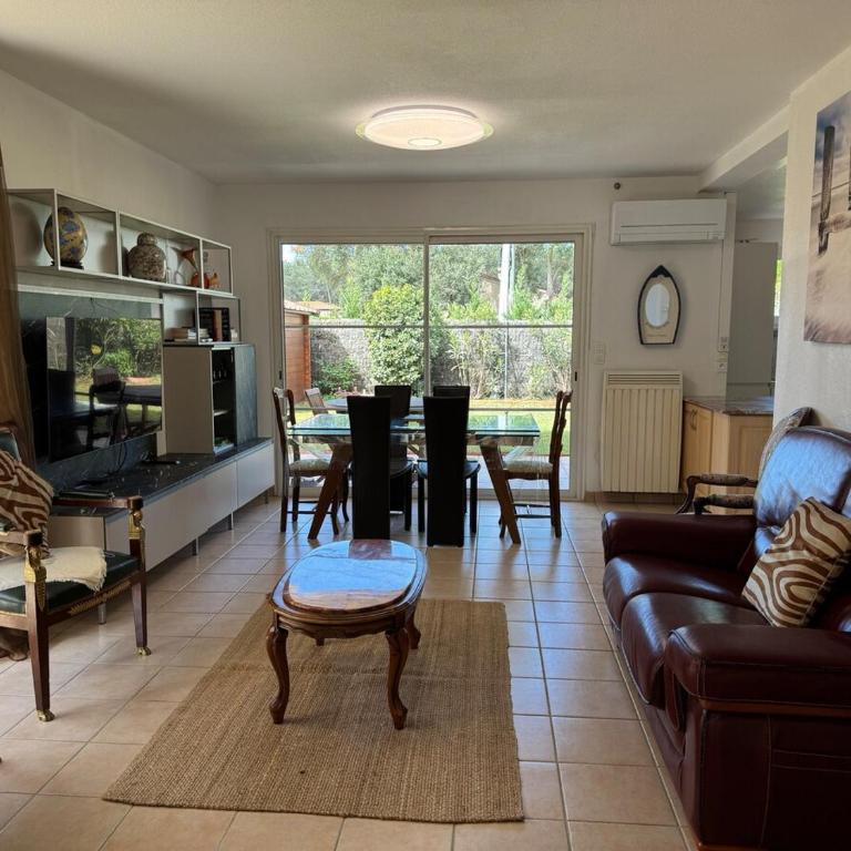Villa Casa Brisa, pour 6 voyageurs, proche des plages à 8 minutes en vélo - Villa 3 Chambres - 23