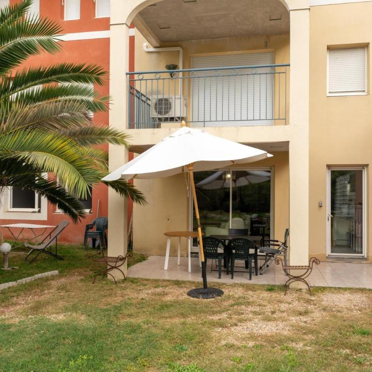 Un temps pour Soi - Apartment with Terrace - 16