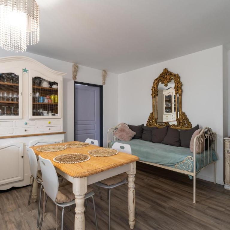 Un temps pour Soi - Apartment with Terrace - 9