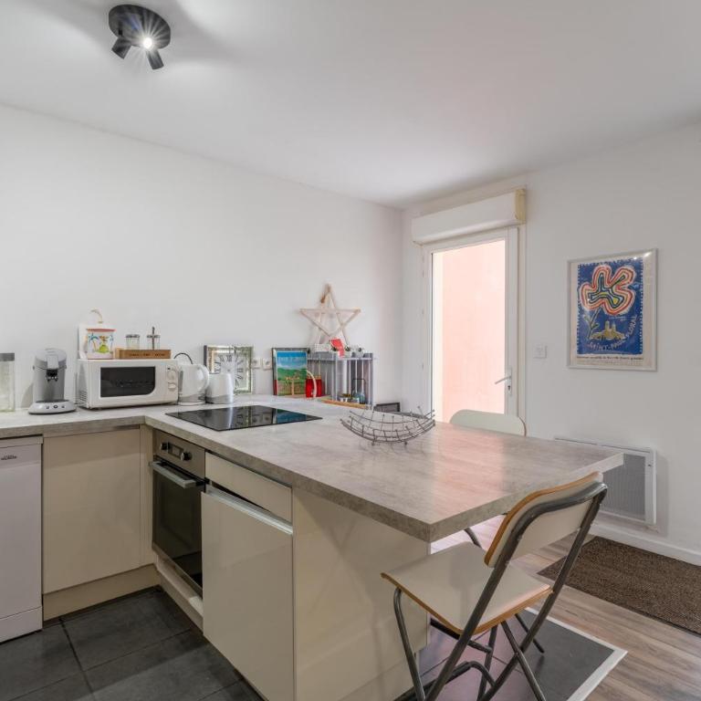 Un temps pour Soi - Apartment with Terrace - 12