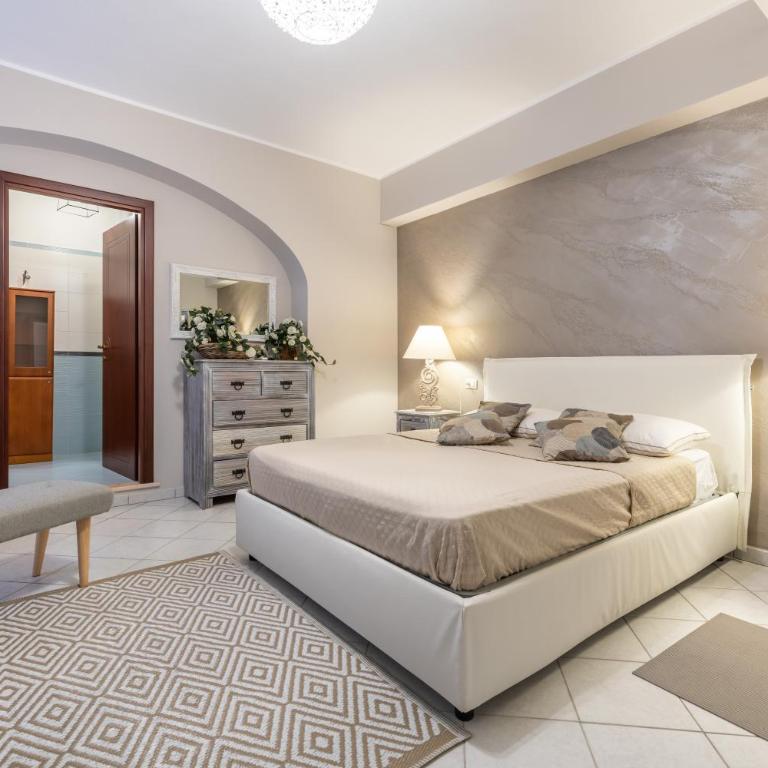 Suite Home Simius - Appartamento Deluxe con 2 Camere da Letto e Vista Oceano - 11