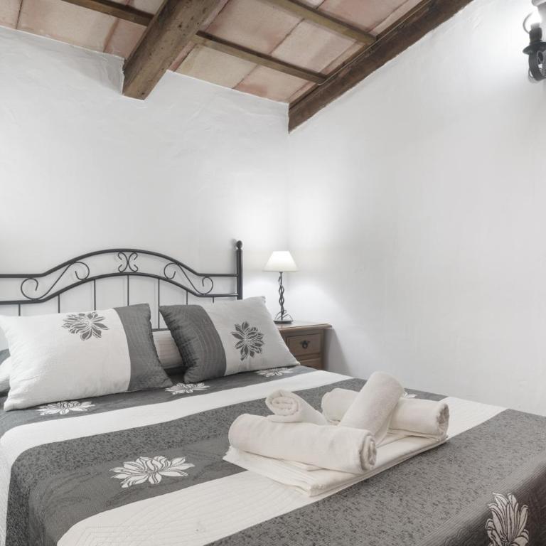 Apartamentos el Cortijo - Habitación Doble con vistas al jardín - 8