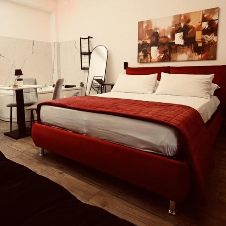 Elene Suites Luxury Boutique - Double Room with Spa Bath - 6