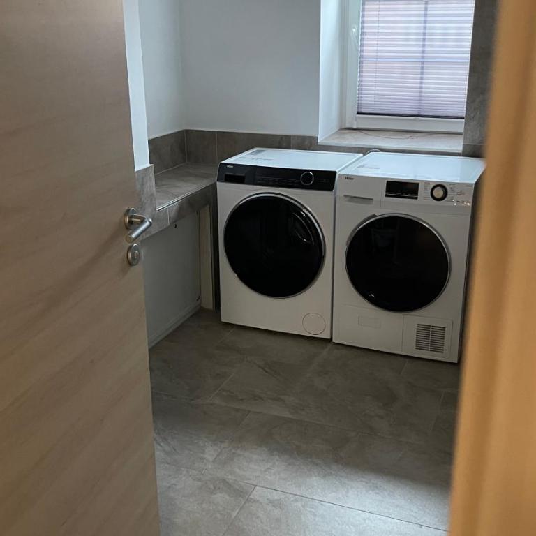 CASA VIVA City Residence - Apartment mit 4 Schlafzimmern und einem Balkon - 24