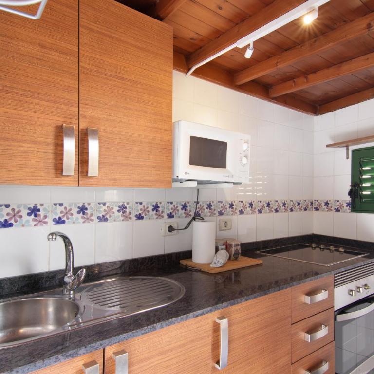 Bungalow Aries - Apartamento Deluxe de 2 dormitorios con vistas al jardín - 7