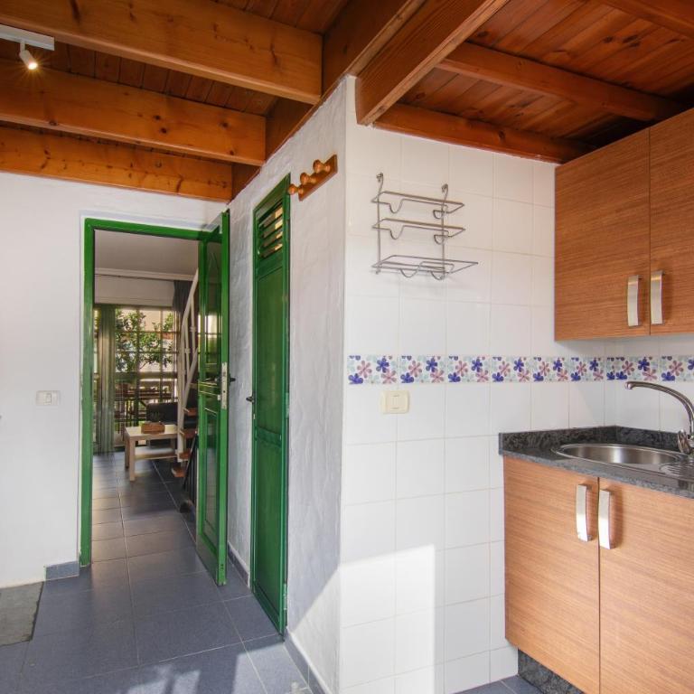 Bungalow Aries - Apartamento Deluxe de 2 dormitorios con vistas al jardín - 6