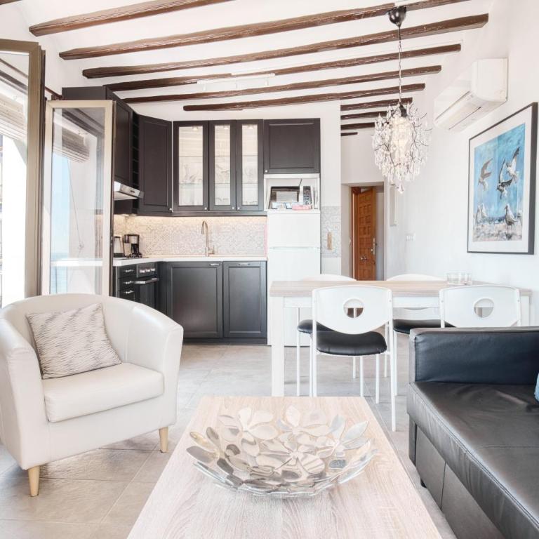 Casa amarilla del mar piso 2 - Superior One-Bedroom Apartment with Balcony - 9