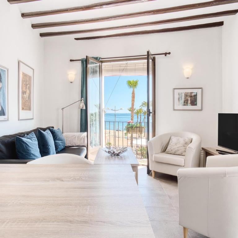 Casa amarilla del mar piso 2 - Superior One-Bedroom Apartment with Balcony - 8