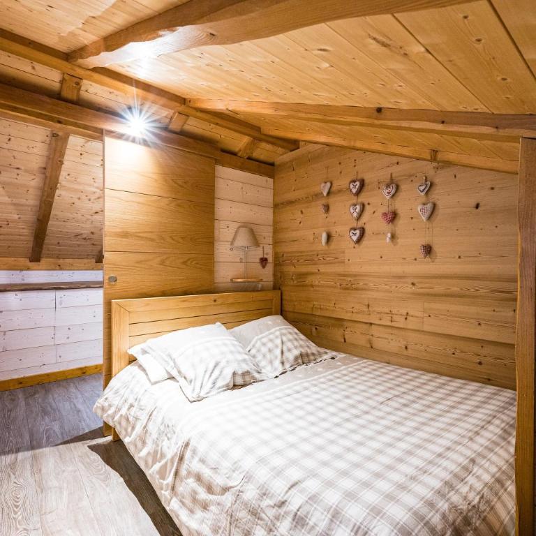 Chalet La Petite Maison - Three-Bedroom Chalet - 17