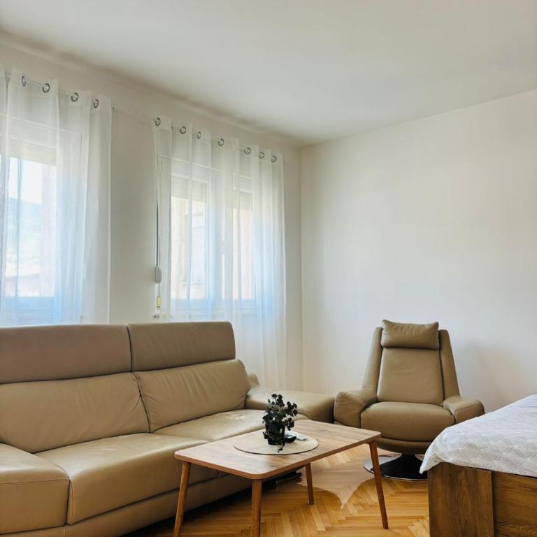 Apartment Oak Root - One-Bedroom Apartment - 6