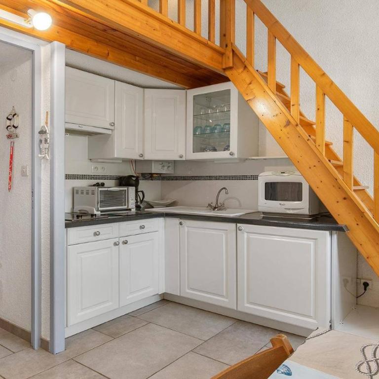 STUDIO MEZZANINE CLIMATISE POUR 4 PERSONNES - Apartment mit 1 Schlafzimmer und Gartenblick - 4