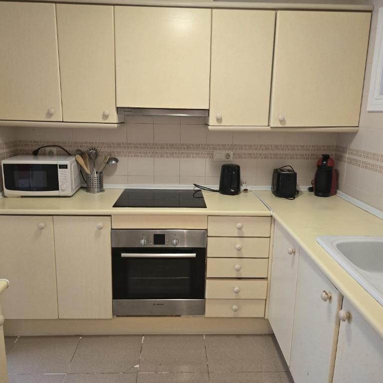 Escondite Brisa Marina - Apartamento Superior con vistas a la ciudad - 2