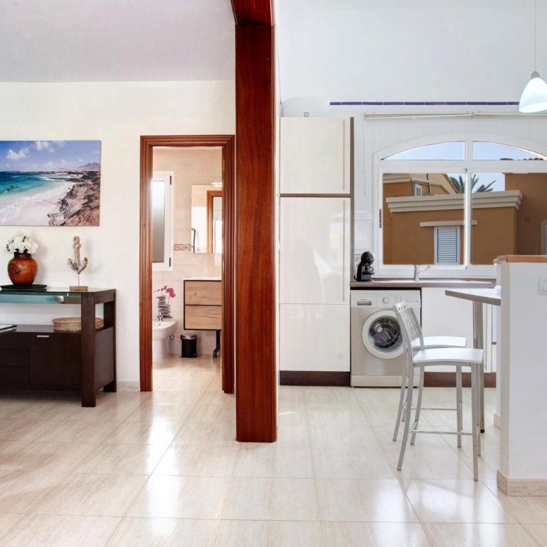 Villa Florencia - Three-Bedroom House - 9
