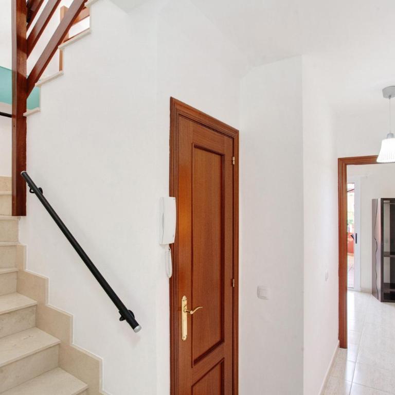 Villa Florencia - Three-Bedroom House - 24