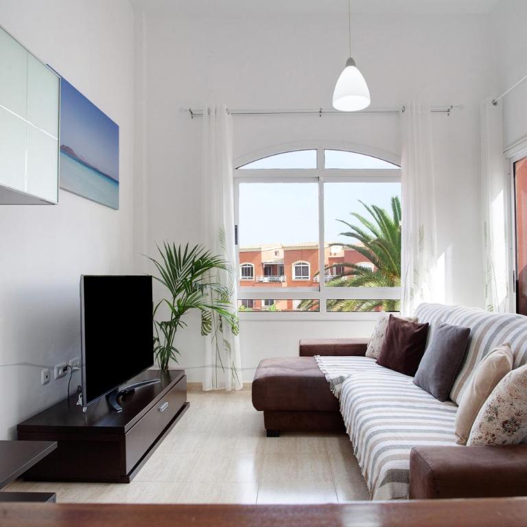 Villa Florencia - Three-Bedroom House - 7