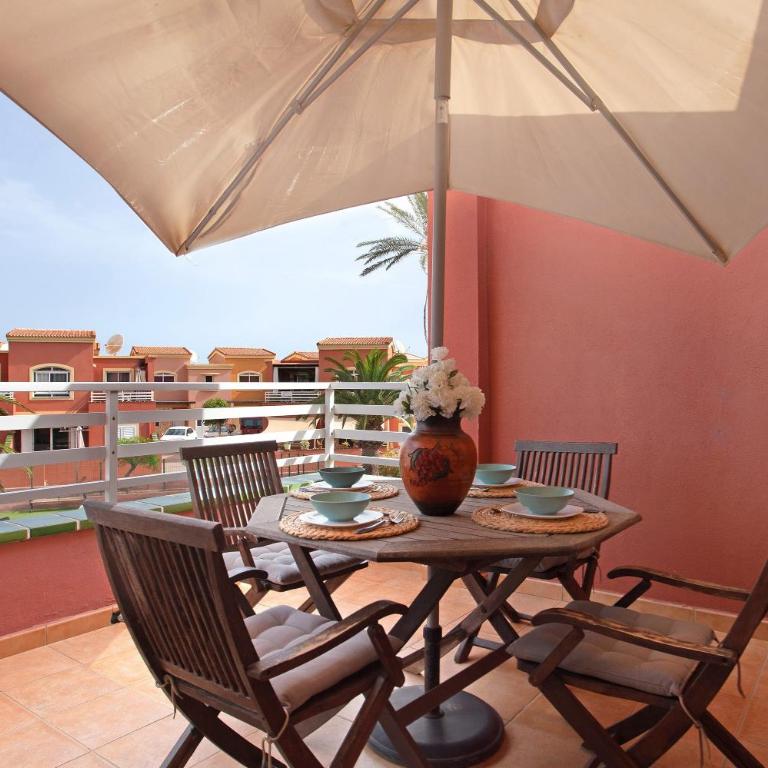 Villa Florencia - Three-Bedroom House - 5