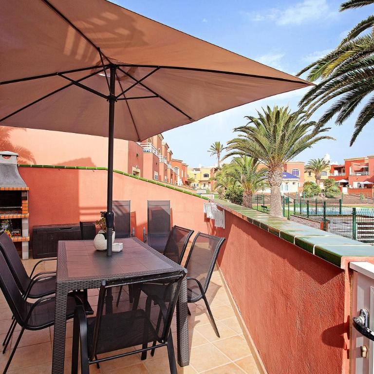 Villa Florencia - Three-Bedroom House - 1