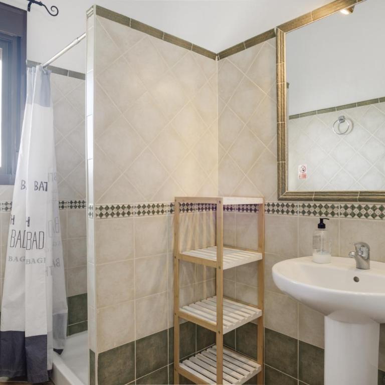 Mi candray chico - Habitación Cuádruple con ducha - 11