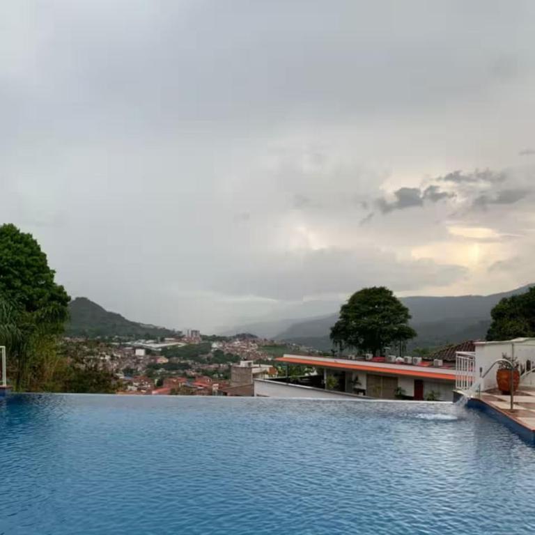 Comodo Apto 2 hab en San Gil con Piscina y sauna - Apartamento de 2 dormitorios - 12