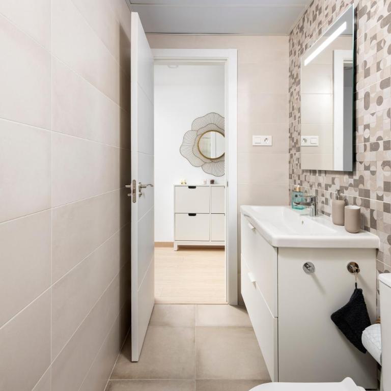 Capricho Torre del mar - Superior Apartment with City View - 12