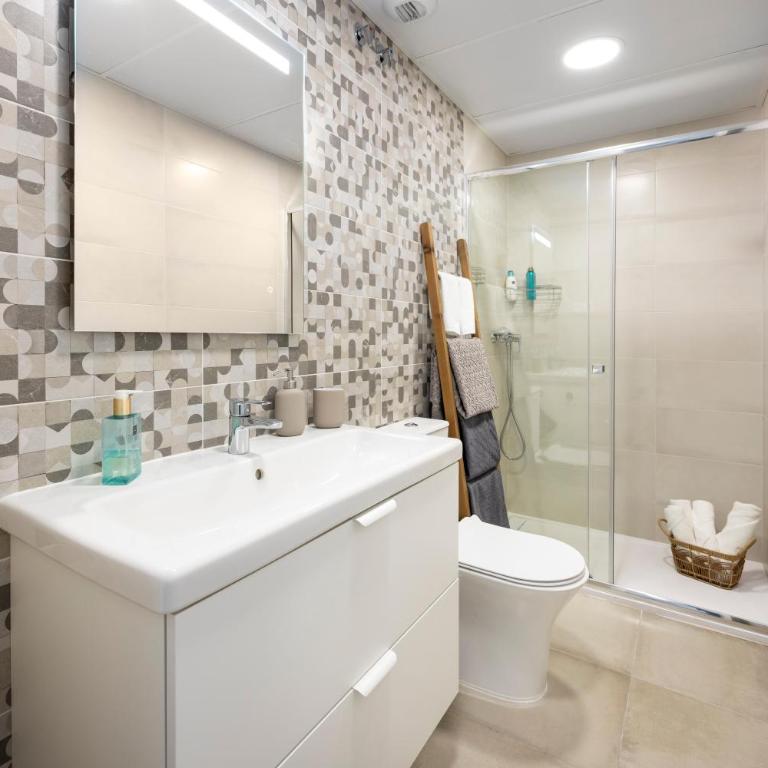 Capricho Torre del mar - Superior Apartment with City View - 10