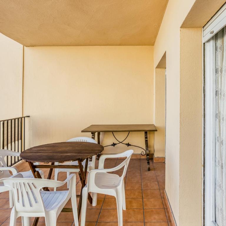 Apt Sol y Mar 2 dorm Playa Riells - Apartamento Deluxe de 2 dormitorios con vistas al mar - 3