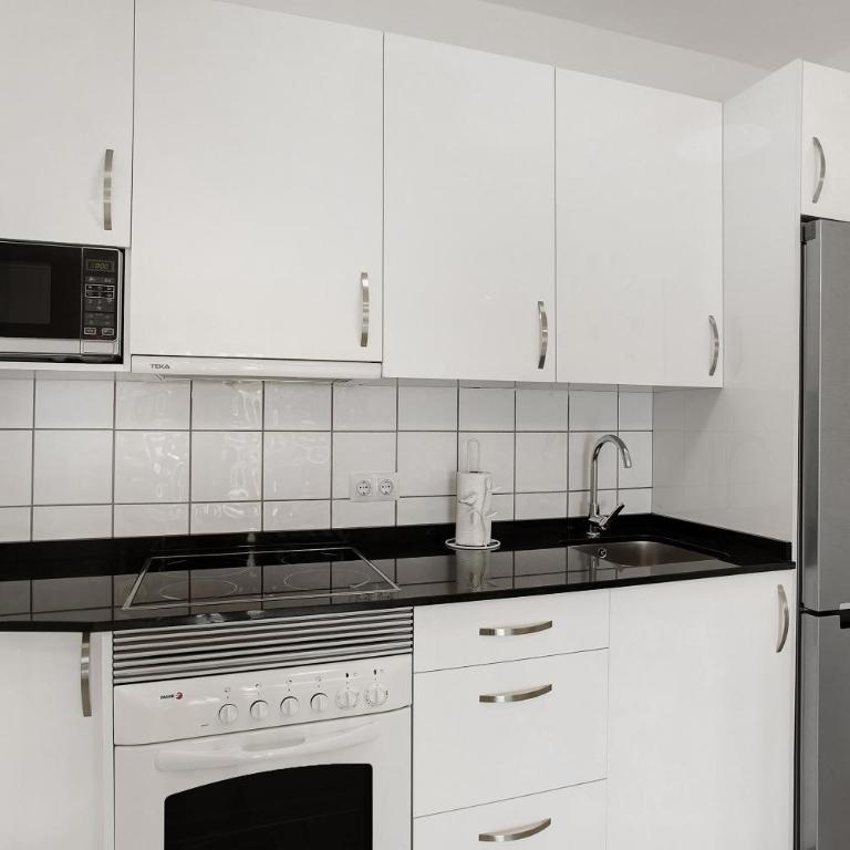 Casa Los Veleros F1 - Apartamento Deluxe de 2 dormitorios con vistas al mar - 8