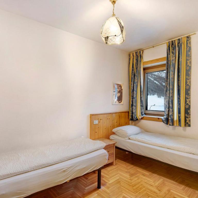 Tre - Two-Bedroom Deluxe Apartment with Balcony - 10