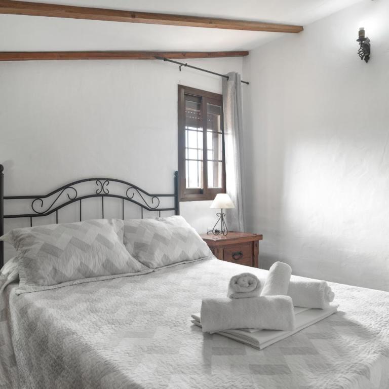 Apartamentos el Cortijo - Habitación Cuádruple - vistas al jardín - 10